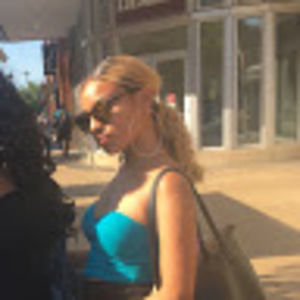 Meet your Posher, Catherine